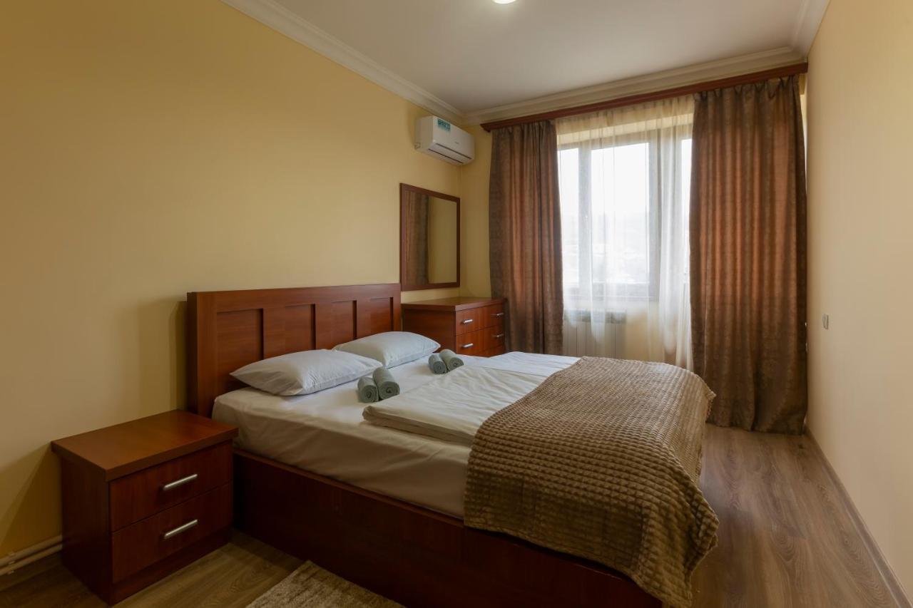 Umba Apartment N5 - Balcony And Mount Ararat View Ереван Экстерьер фото